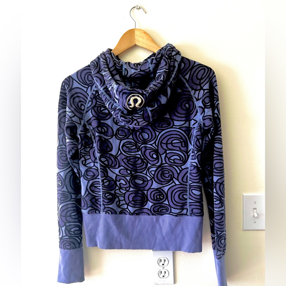 Lululemon zip up hoodie circle pattern rare sweater - Picture 2 of 10